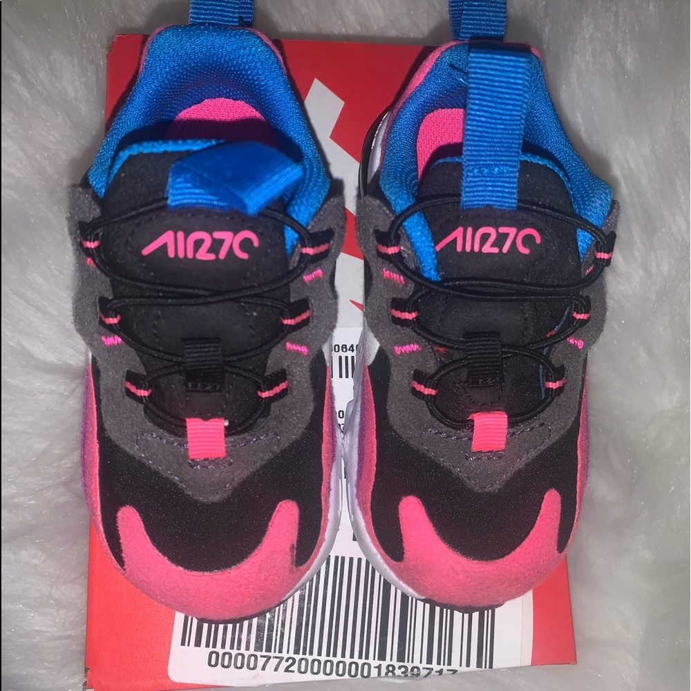 Nike Air Max 270